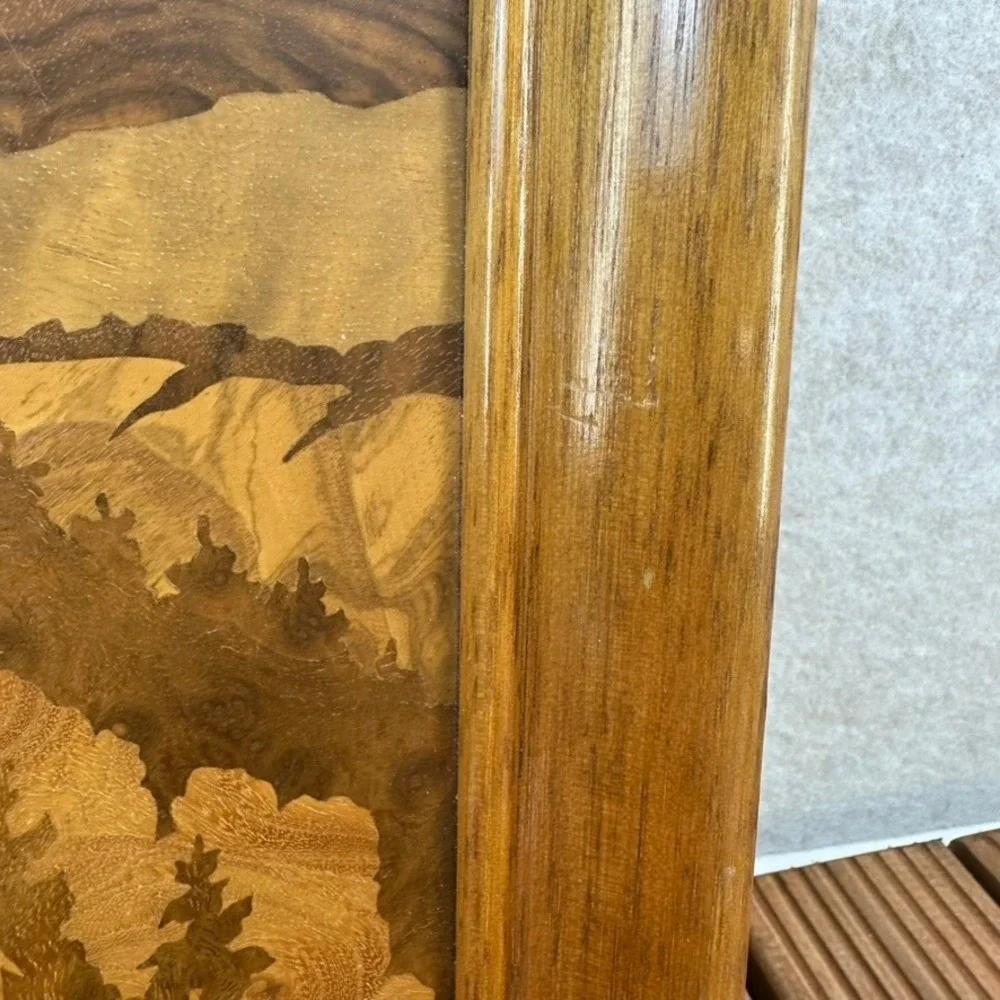 N/A detailed wood